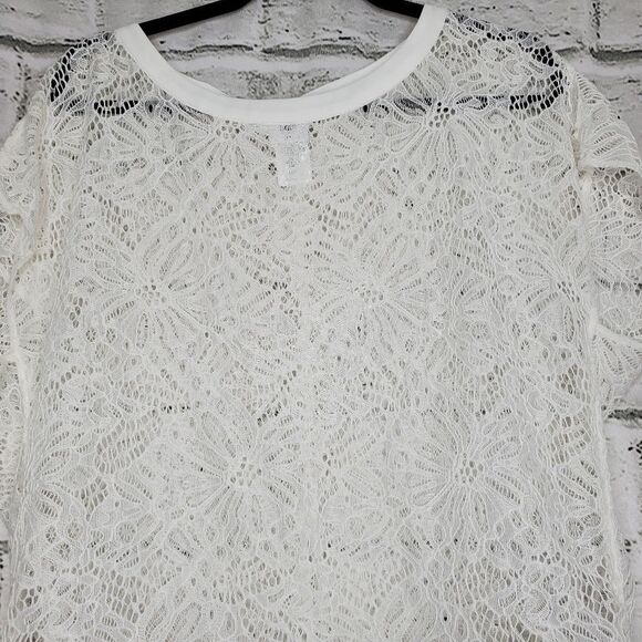 Cabi white floral Ole lacy top 5342 medium - Picture 2 of 8
